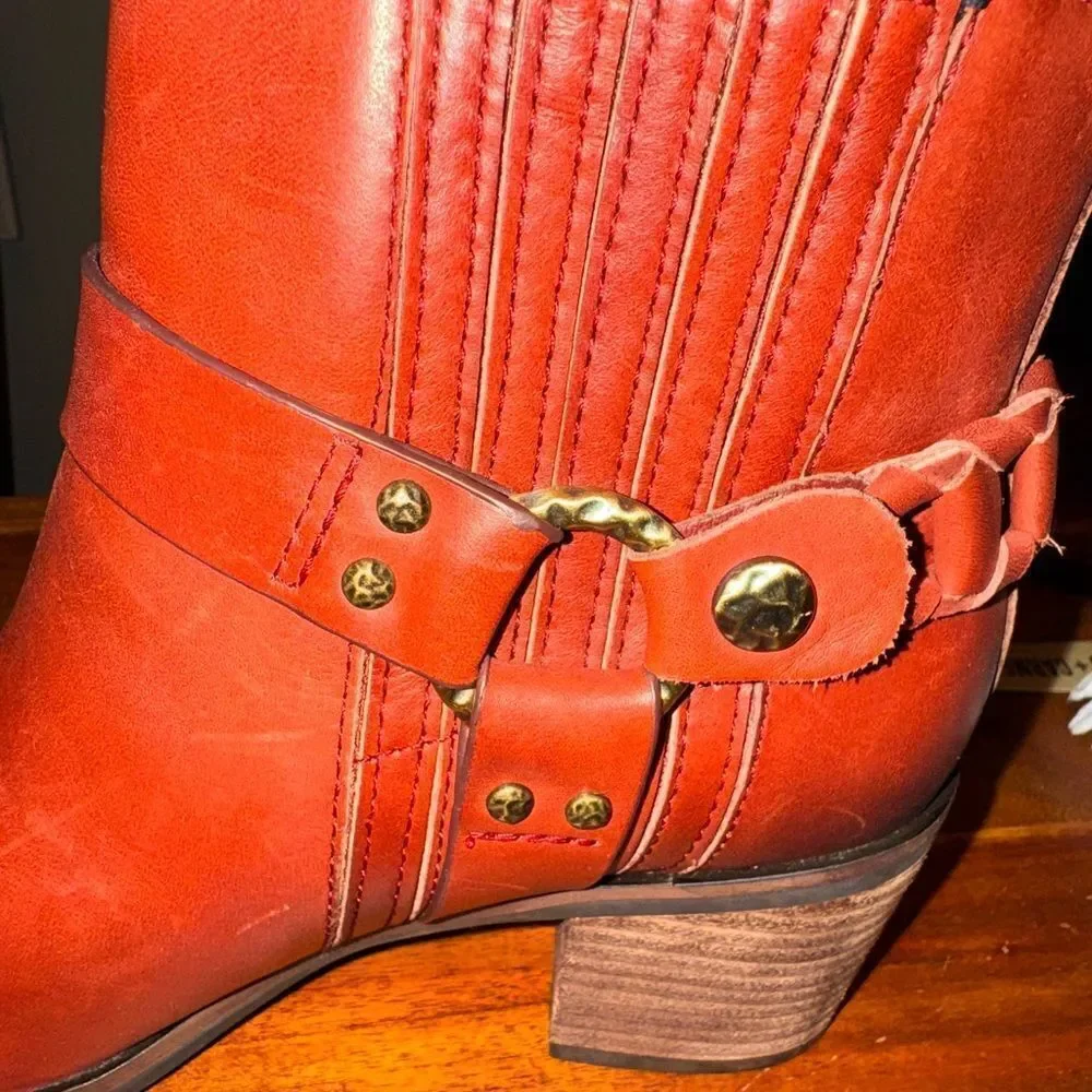 Sam Edelman Dalma Studded Harness Red Leather Chelsea Boots Ankle Booties sz 6.5